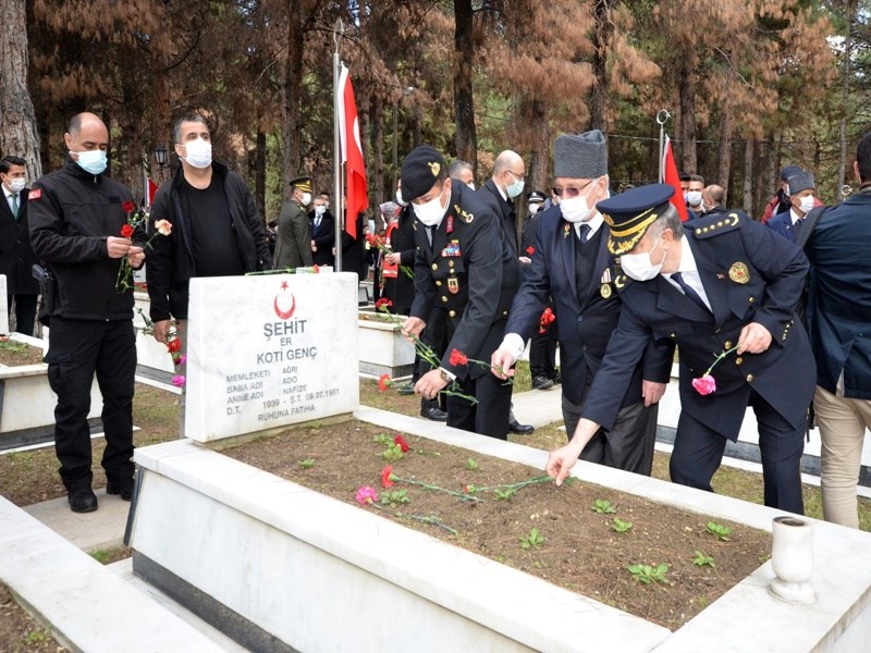 18 Mart Çanakkale Zaferi ve Şehitleri Anma Günü Düzenlenen Çeşitli Etkinliklerle Anıldı