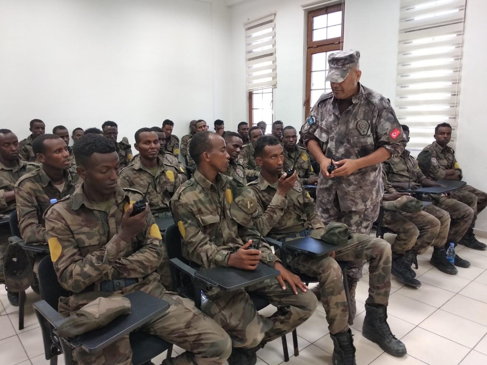 Somali Polisine Özel Harekat Eğitimi
