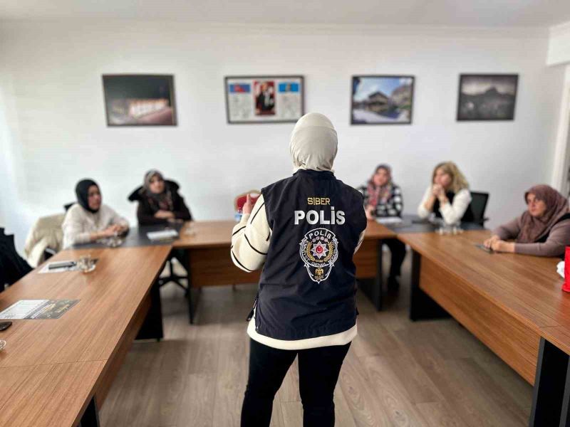 AFYONKARAHİSAR’DA KADINLARA YÖNELİK SİBERAY EĞİTİMİ