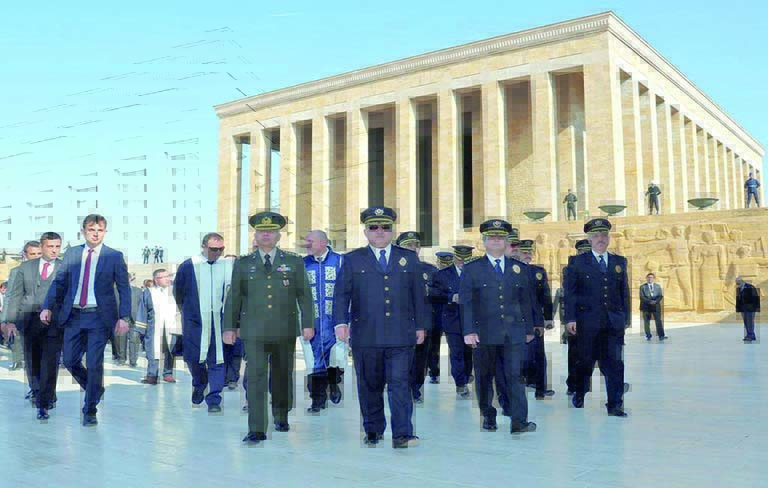 Emniyet Teşkilatı Atatürk’ün Huzurunda
