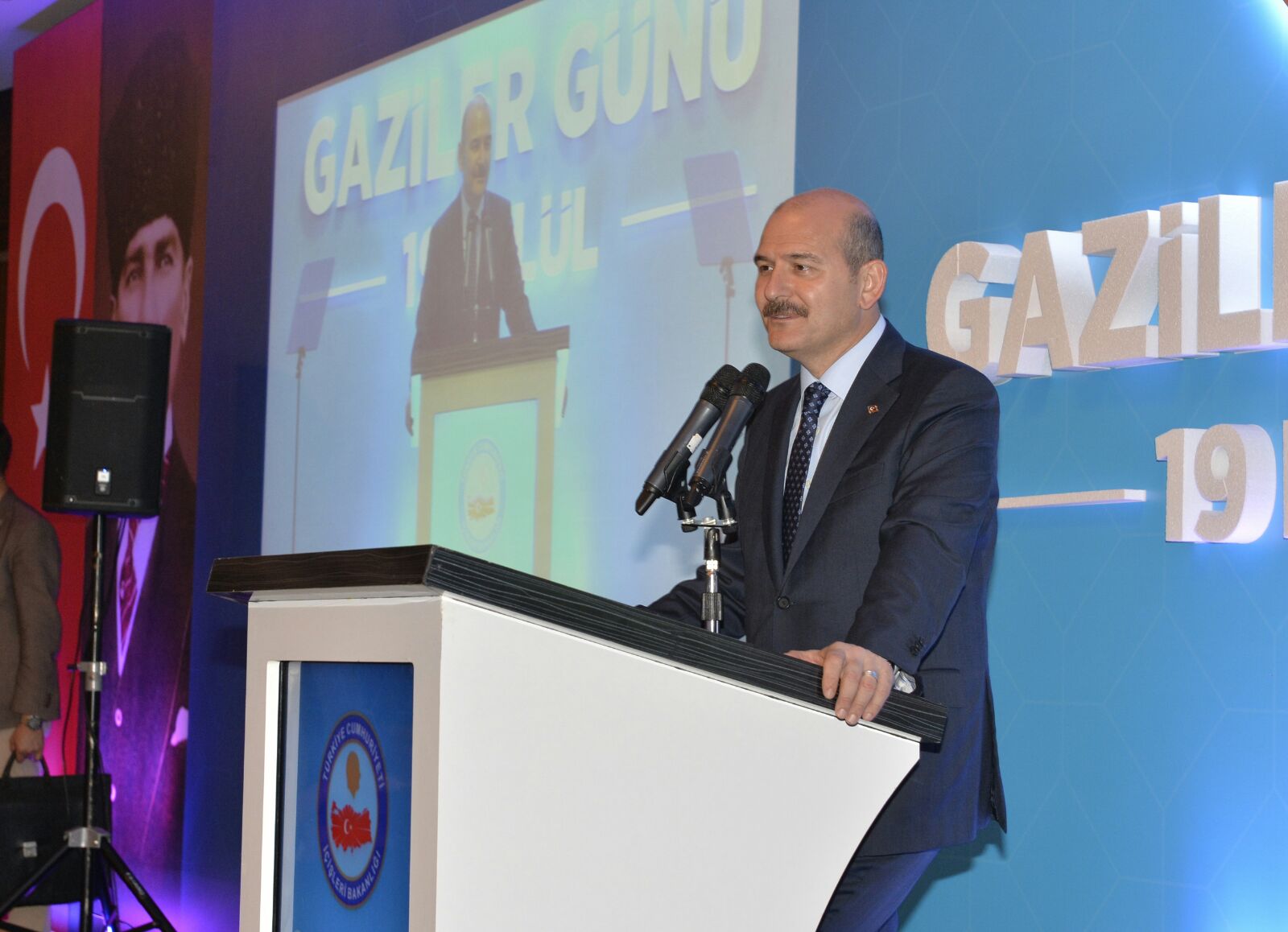 İçişleri Bakanı Süleyman Soylu 19 Eylül Gaziler Gününde Gazilerimizle Akşam Yemeğinde Buluştu